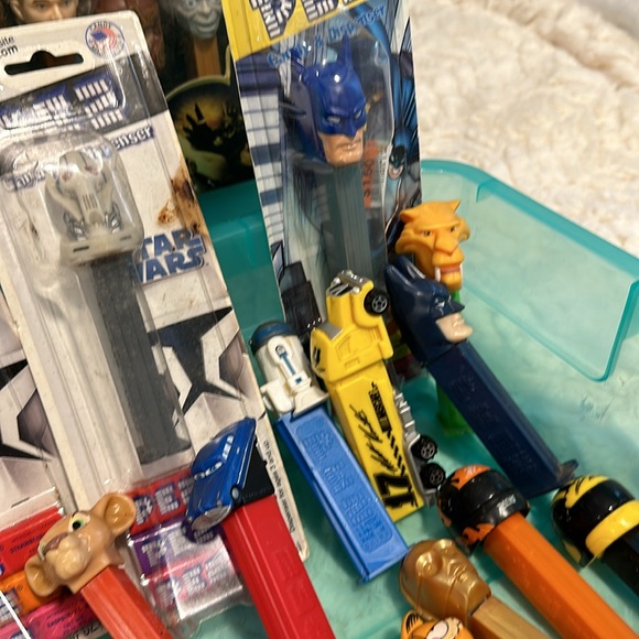 Pez Collection - Picture 5 of 7